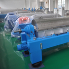 La sédimentation horizontale de centrifugeuse de vis centrifugent la vis horizontale de traitement des eaux usées de séparateur de la Huile-eau triphasée