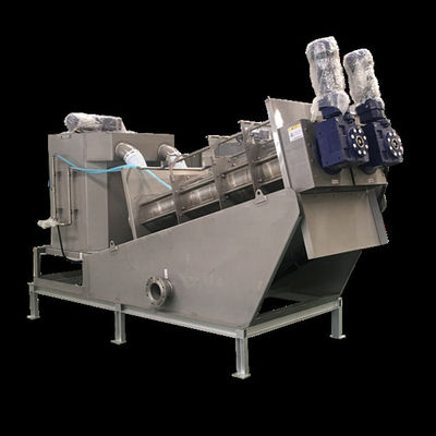 Équipement de station d'épuration de asséchage multi de machine de presse à vis de plat