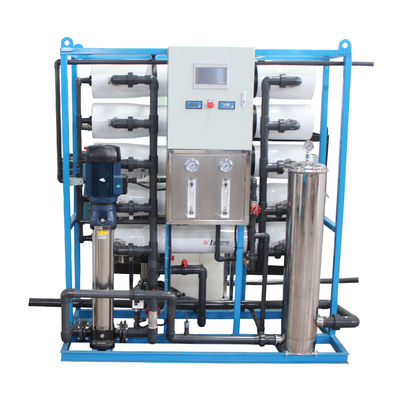 Système automatique 4000L/H d'épuration de l'eau de RO de contrôle de PLC pour l'approvisionnement en eau d'hôtel